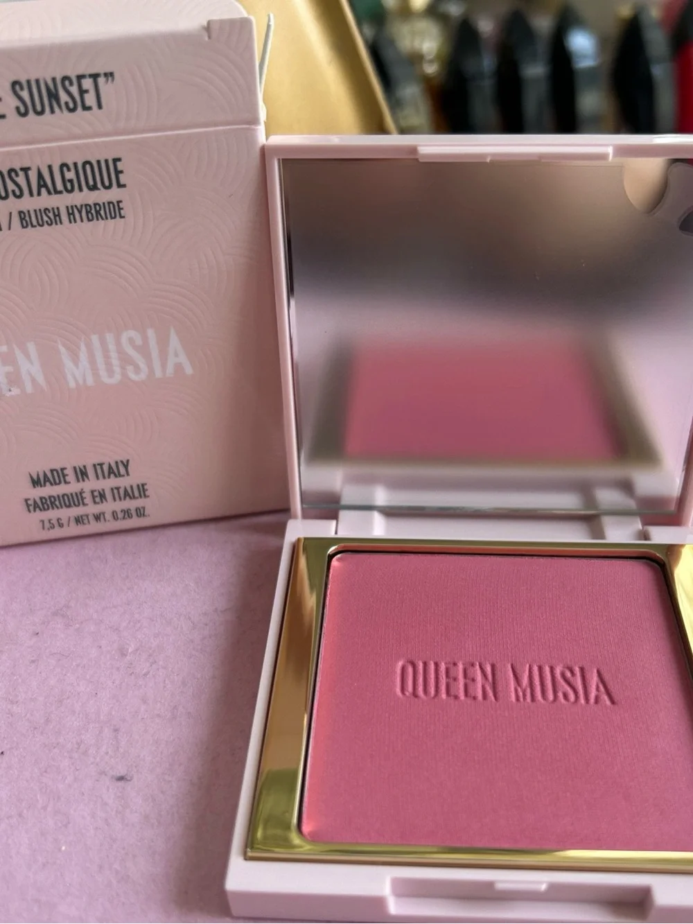 Queen Musia Trousdale Sunset Hybrid Blush -